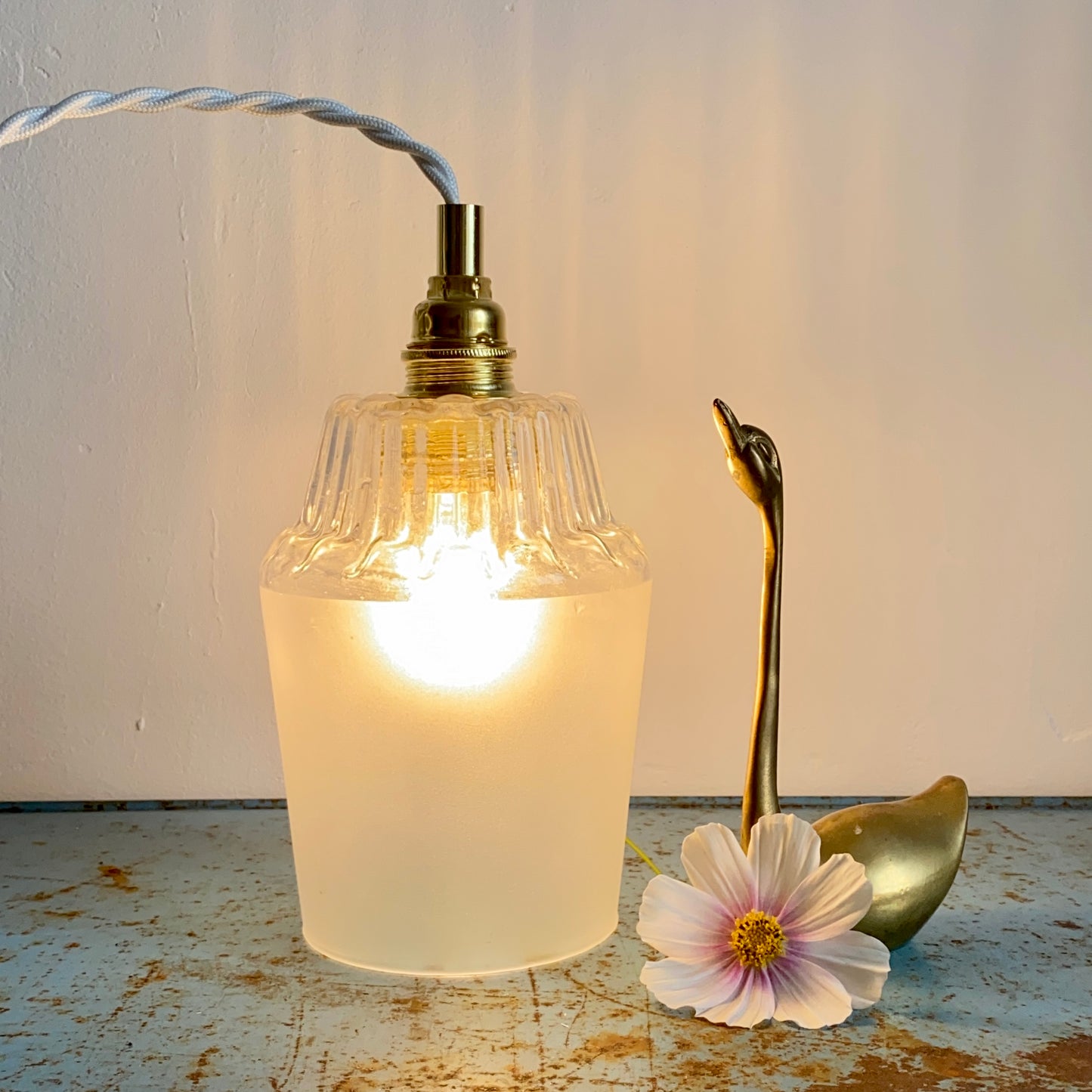 Baladeuse tulipe vintage en verre dépoli et transparent