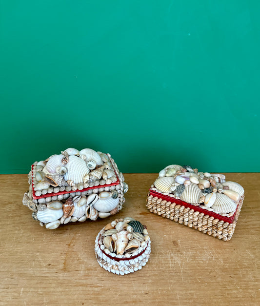 Lot de 3 Anciennes boîtes en coquillages