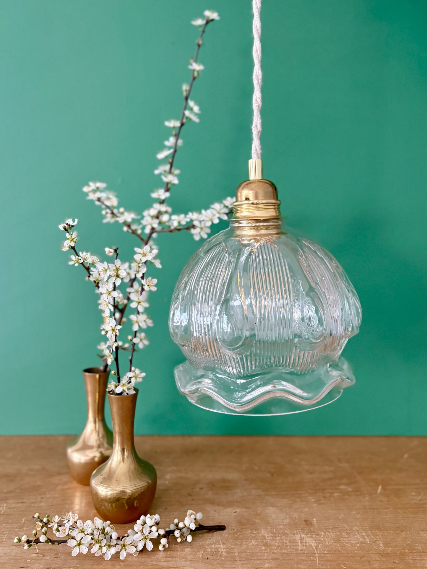 Suspension globe vintage en verre transparent