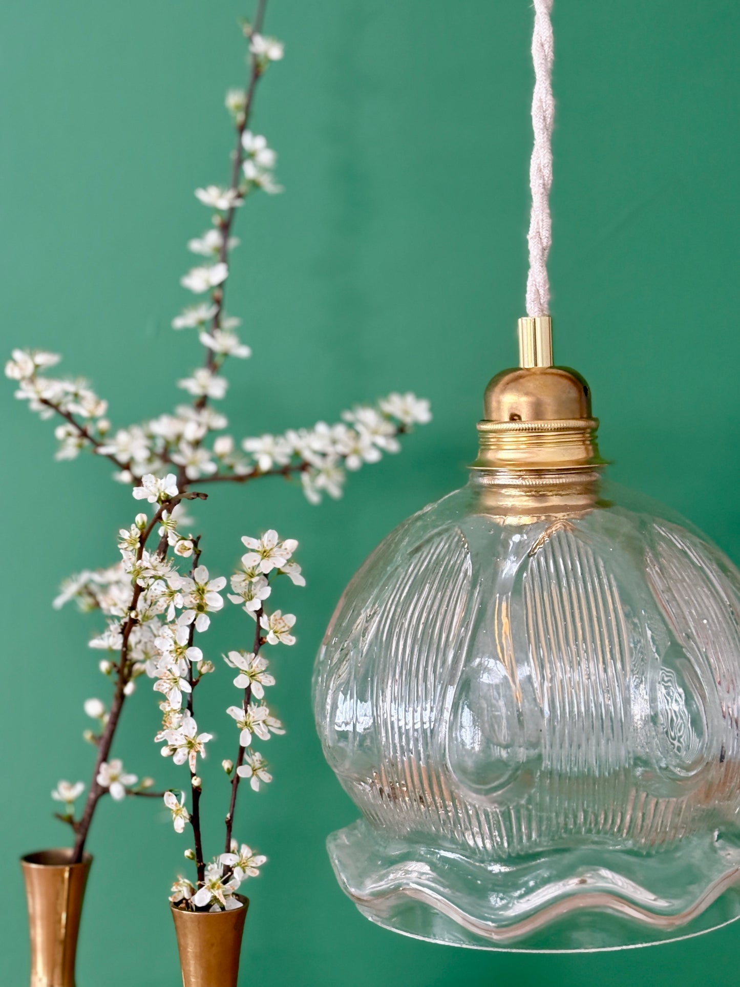 Suspension globe vintage en verre transparent