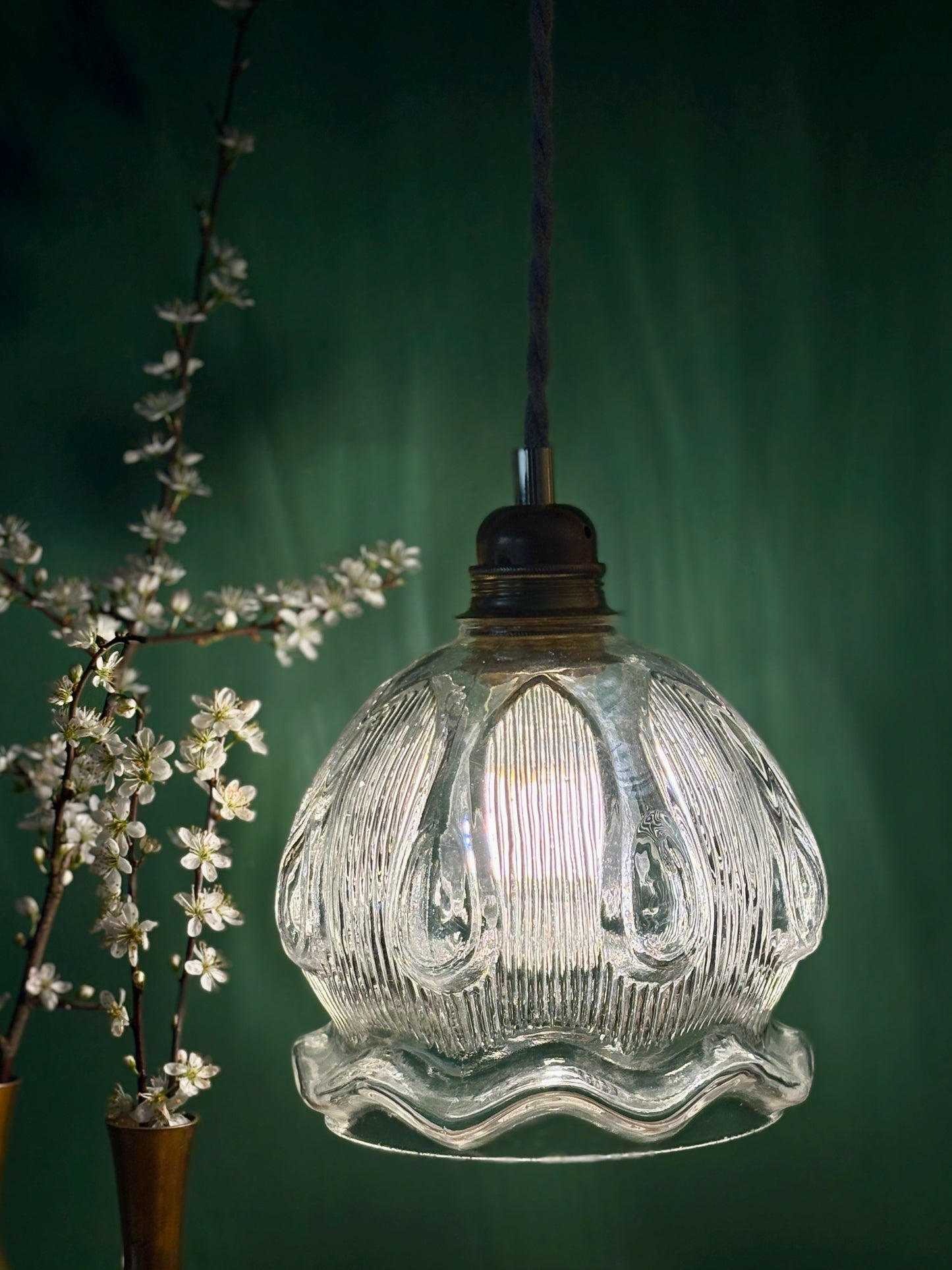 Suspension globe vintage en verre transparent