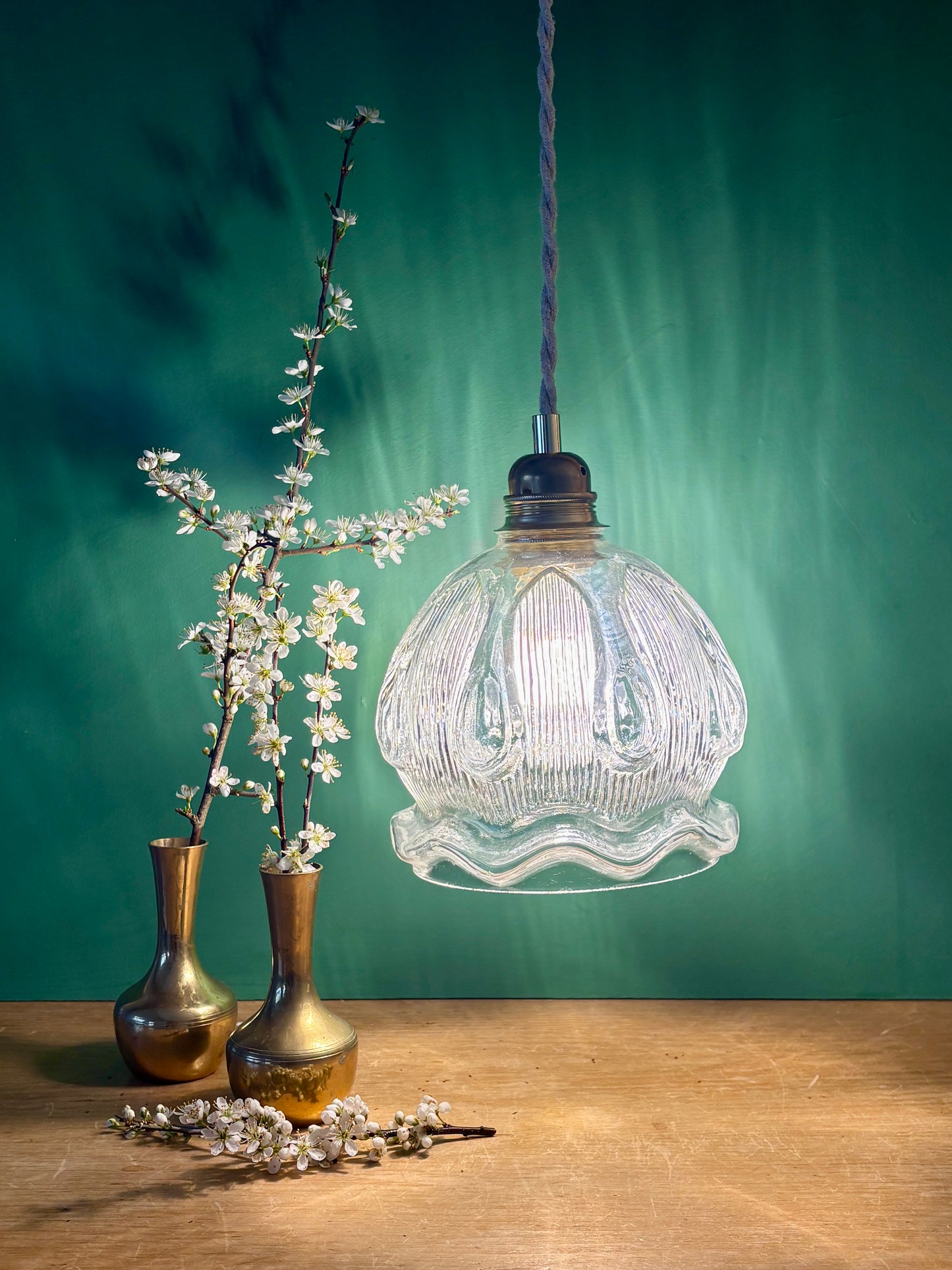 Suspension globe vintage en verre transparent