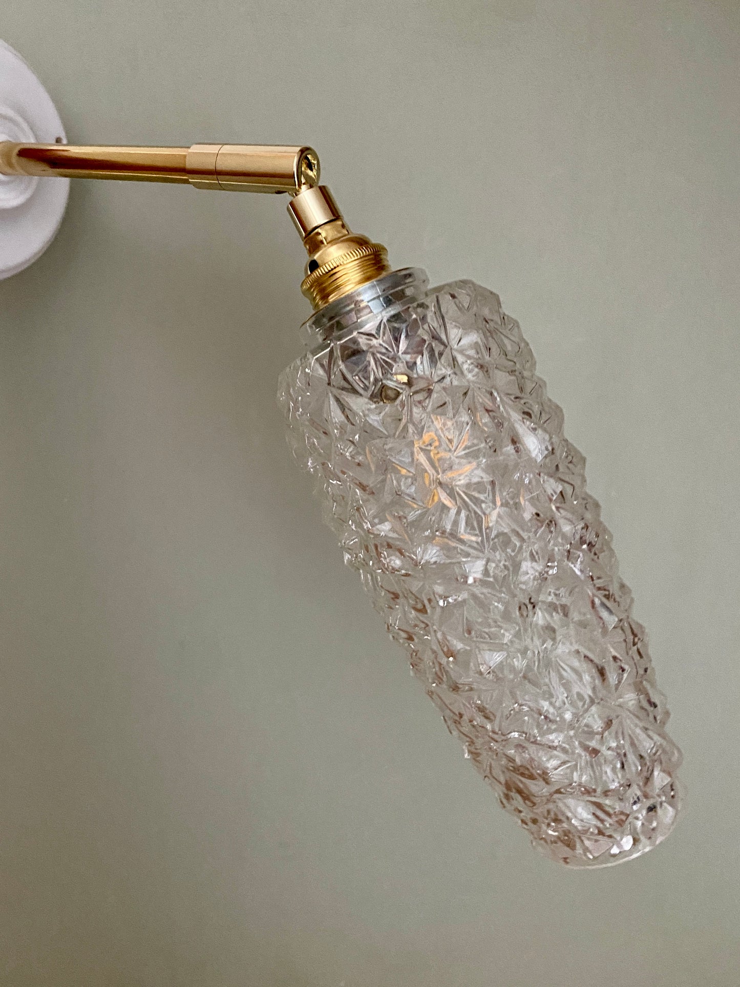 Applique tulipe vintage en verre pointe de diamant