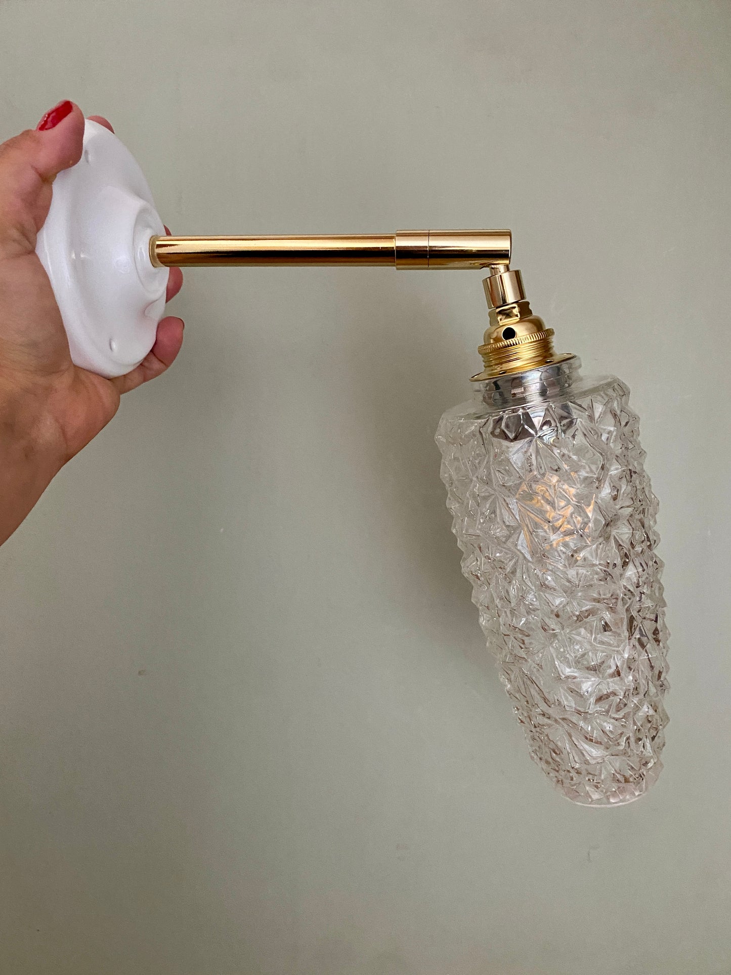 Applique tulipe vintage en verre pointe de diamant